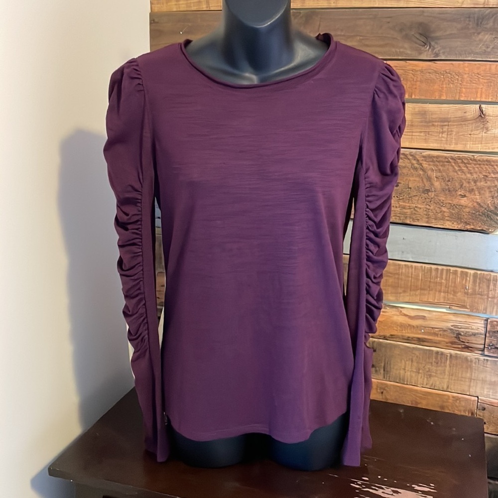 NWT For The Republic Ruched Sleeve Top